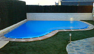 Lonas de piscinas baratas en Illescas.